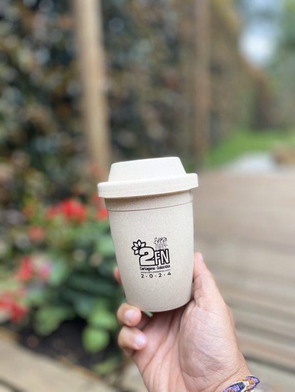 Vaso de Café Otro Cuento